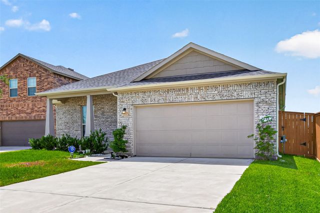 8111 Star Terrace Drive, Cypress, TX 77433
