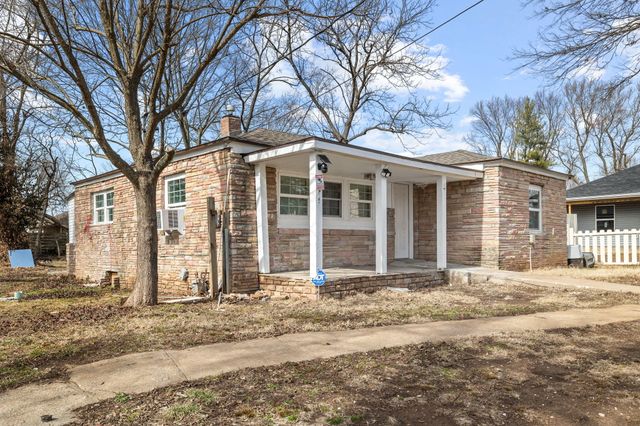 617 N Hillcrest Avenue, Springfield, MO 65802