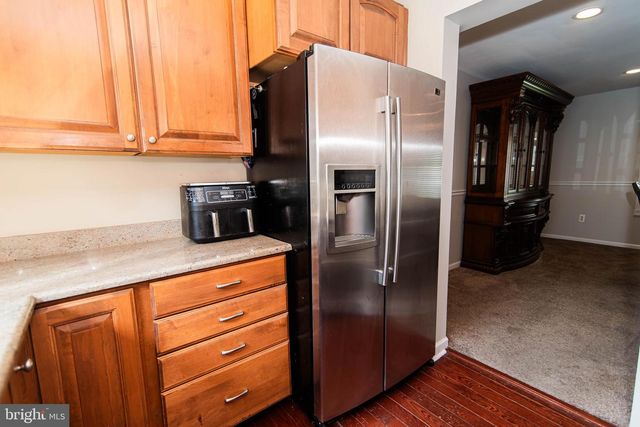 142 ELDERBERRY DR, Levittown, PA 19054