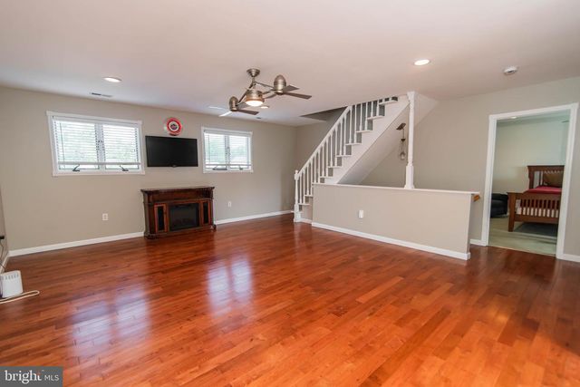 142 ELDERBERRY DR, Levittown, PA 19054
