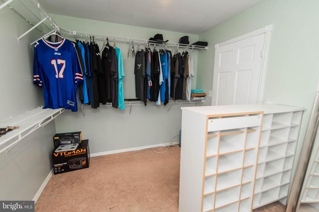 142 ELDERBERRY DR, Levittown, PA 19054