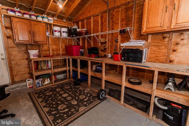142 ELDERBERRY DR, Levittown, PA 19054
