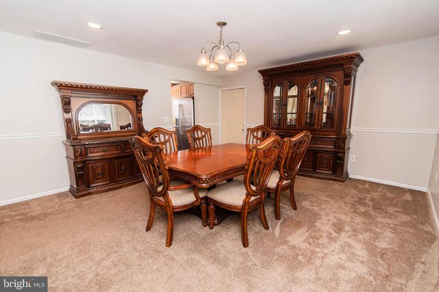 142 ELDERBERRY DR, Levittown, PA 19054