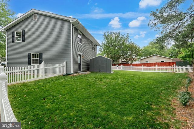 1000 E HOLLY AVE, Sterling, VA 20164