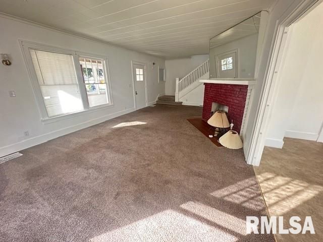 221 E ADAMS Street, Taylorville, IL 62568