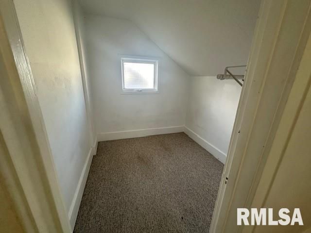 221 E ADAMS Street, Taylorville, IL 62568