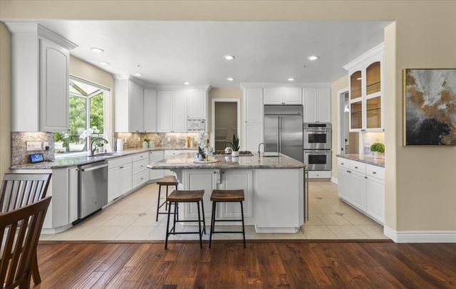 10531 Korn Lane, Gilroy, CA 95020