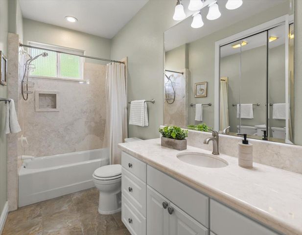 10531 Korn Lane, Gilroy, CA 95020