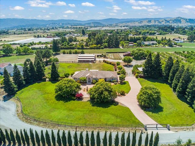 10531 Korn Lane, Gilroy, CA 95020