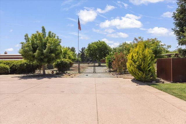 10531 Korn Lane, Gilroy, CA 95020