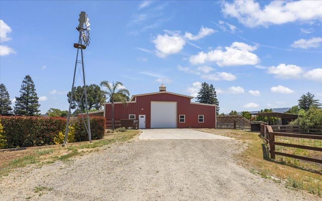 10531 Korn Lane, Gilroy, CA 95020