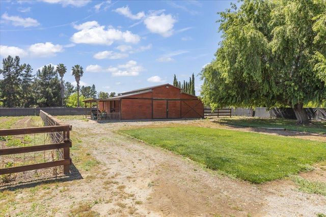 10531 Korn Lane, Gilroy, CA 95020
