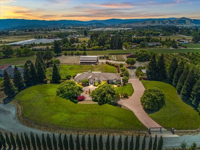 10531 Korn Lane, Gilroy, CA 95020