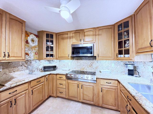 3546 S Ocean Boulevard 822, South Palm Beach, FL 33480