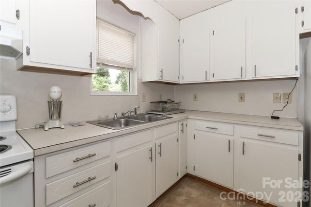 545 Gantt Street, Mooresville, NC 28115