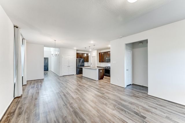 7458 Sunlit Harbor Drive, Cypress, TX 77433