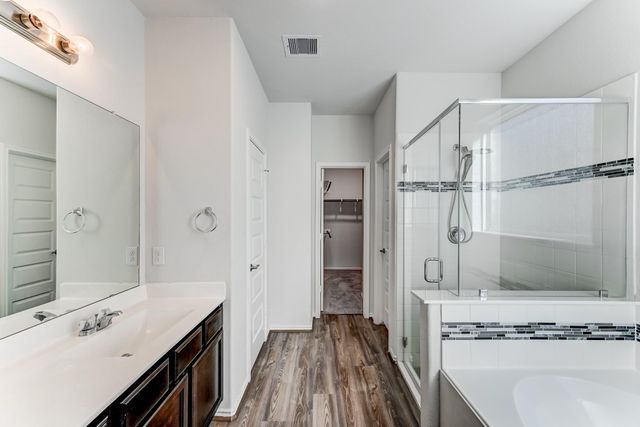 7458 Sunlit Harbor Drive, Cypress, TX 77433