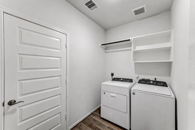 7458 Sunlit Harbor Drive, Cypress, TX 77433