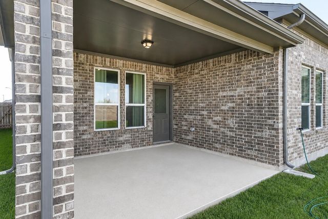 7458 Sunlit Harbor Drive, Cypress, TX 77433