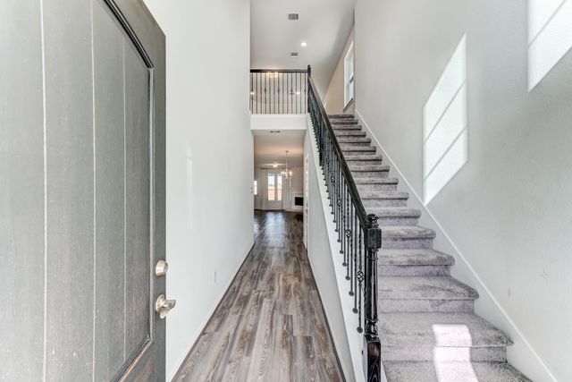 7458 Sunlit Harbor Drive, Cypress, TX 77433