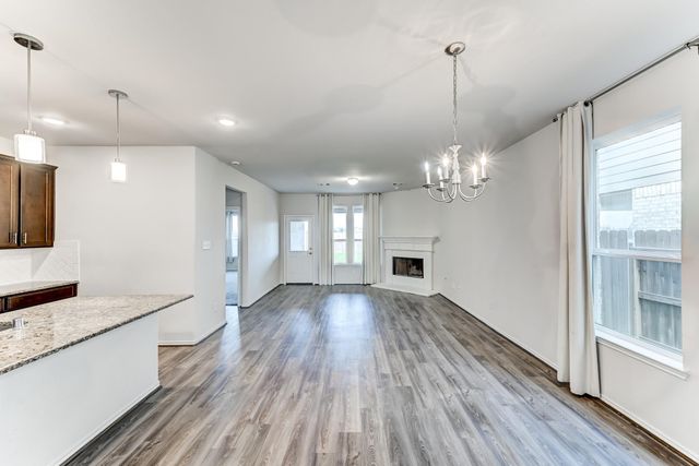 7458 Sunlit Harbor Drive, Cypress, TX 77433