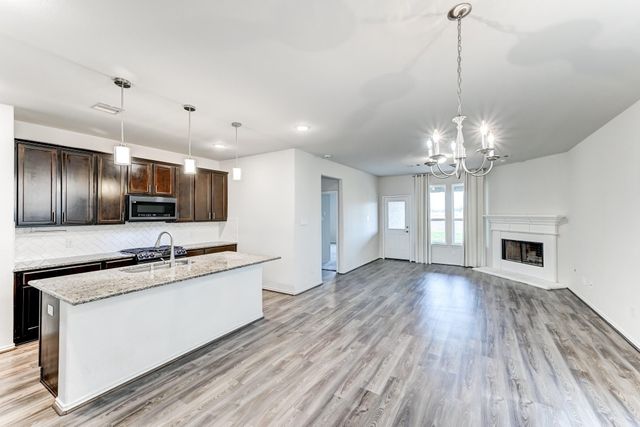 7458 Sunlit Harbor Drive, Cypress, TX 77433