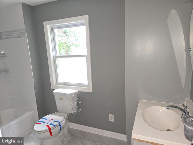 159 RAILROAD AVE, Franklinville, NJ 08322