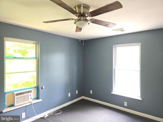 159 RAILROAD AVE, Franklinville, NJ 08322