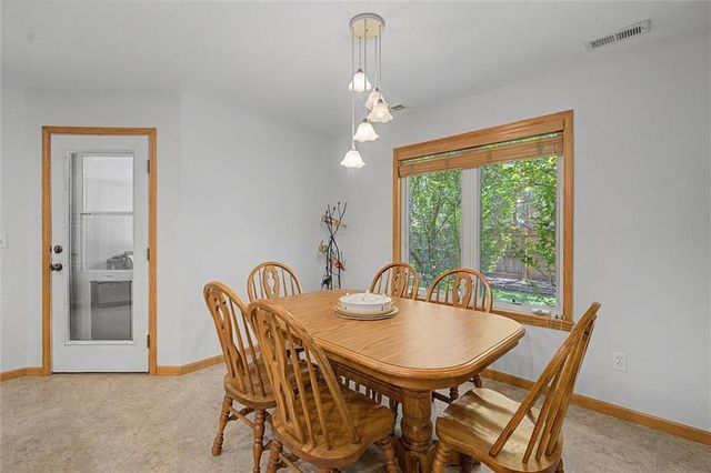 544 Bently Drive, Lawrence, KS 66049