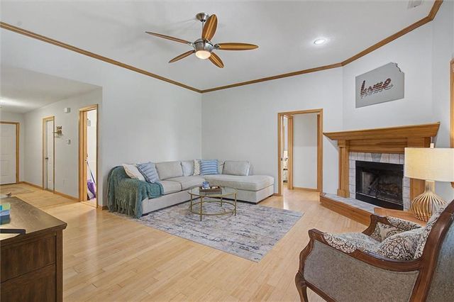 544 Bently Drive, Lawrence, KS 66049