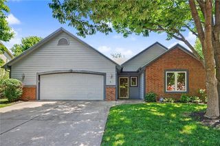 544 Bently Drive, Lawrence, KS 66049