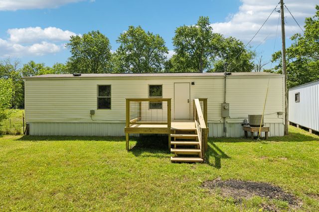 161 Longbranch Rd, Hohenwald, TN 38462