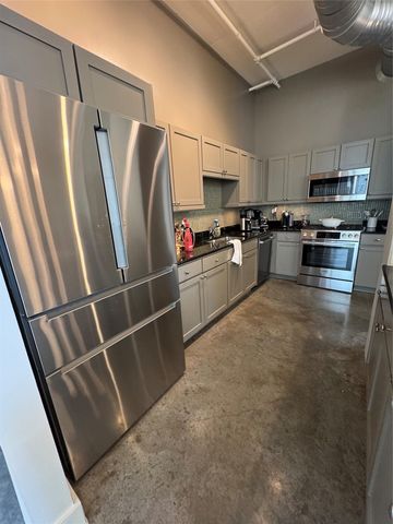 800 W 5th ST 701, Austin, TX 78703