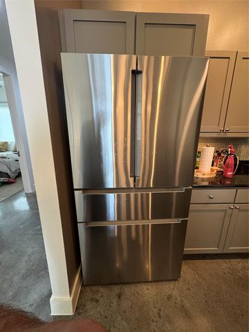 800 W 5th ST 701, Austin, TX 78703