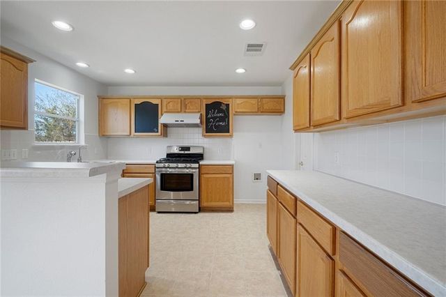 5608 Netleaf RD, Austin, TX 78724