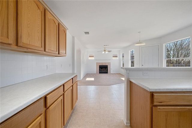 5608 Netleaf RD, Austin, TX 78724