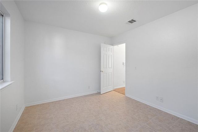 5608 Netleaf RD, Austin, TX 78724