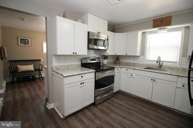 203 PENN AVE, Souderton, PA 18964