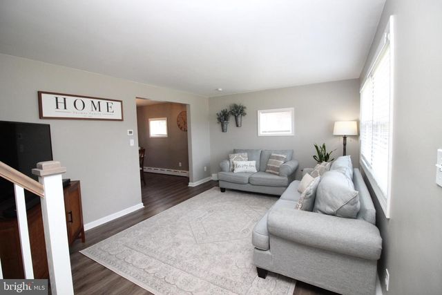 203 PENN AVE, Souderton, PA 18964