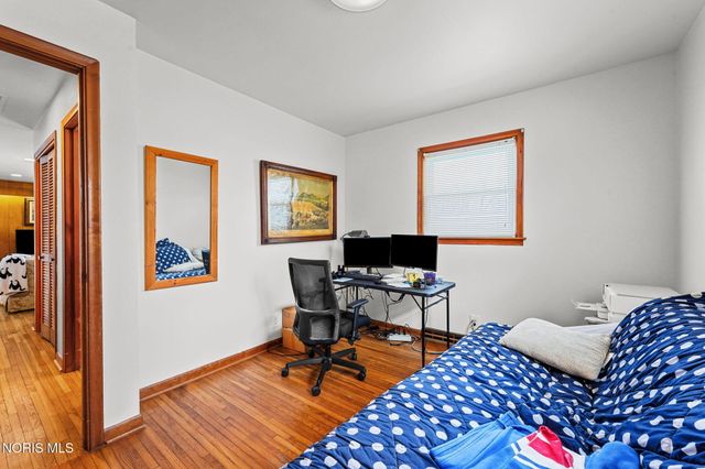 245 Edinborough Drive, Findlay, OH 45840