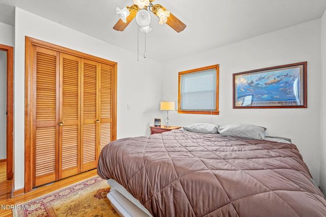 245 Edinborough Drive, Findlay, OH 45840