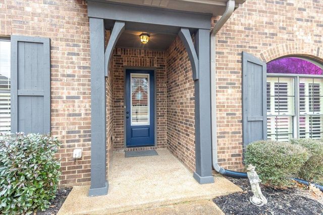 1685 JENNINGS MILL LN W, Collierville, TN 38017