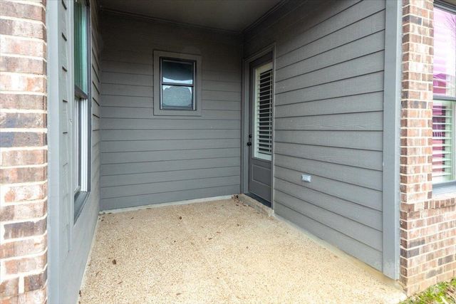 1685 JENNINGS MILL LN W, Collierville, TN 38017