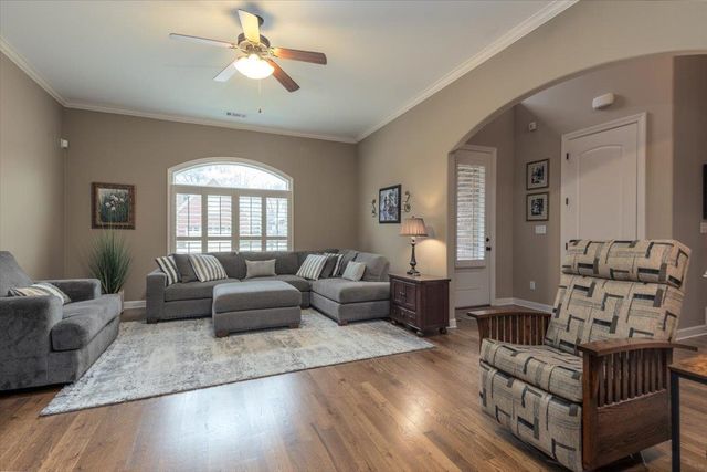 1685 JENNINGS MILL LN W, Collierville, TN 38017