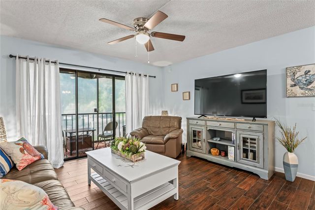 3232 LAKE PINE WAY H2, Tarpon Springs, FL 34688