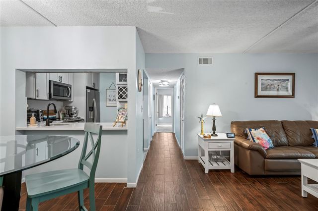 3232 LAKE PINE WAY H2, Tarpon Springs, FL 34688
