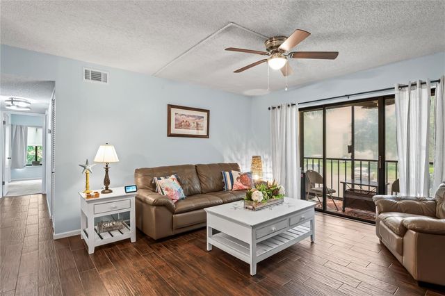 3232 LAKE PINE WAY H2, Tarpon Springs, FL 34688