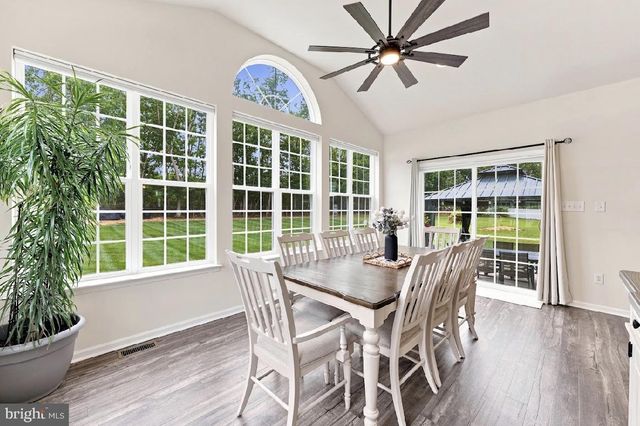 7 CHAMPLAIN ST, Sicklerville, NJ 08081