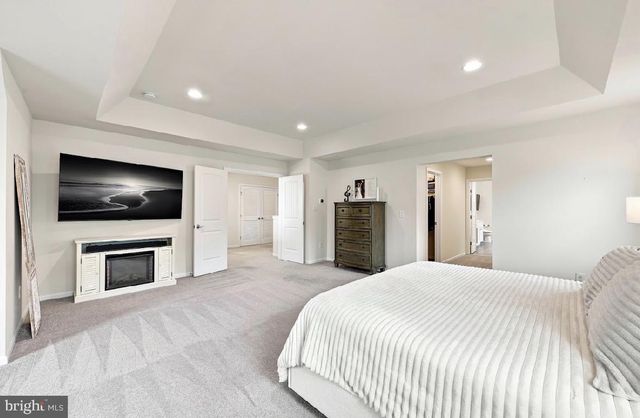 7 CHAMPLAIN ST, Sicklerville, NJ 08081