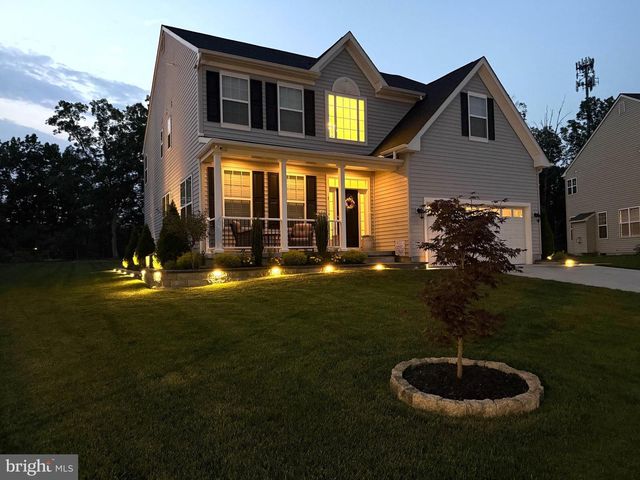 7 CHAMPLAIN ST, Sicklerville, NJ 08081